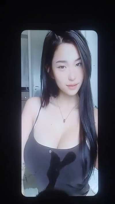CUM FOR HUGE TITS