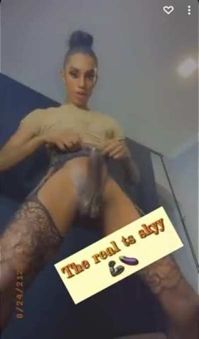 which one of ur holes she'll use first?