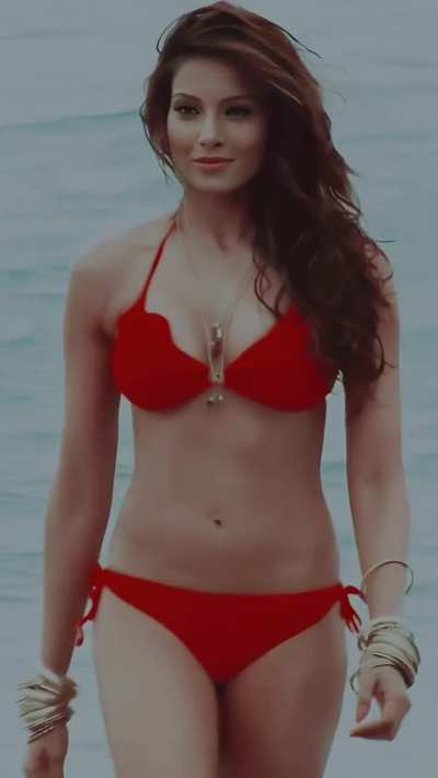 Hot Bipasha Basu