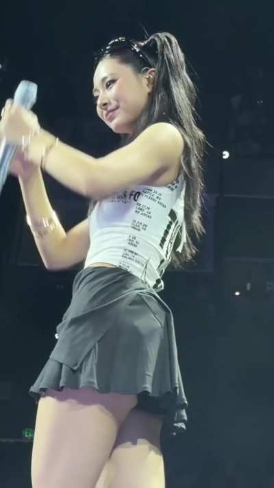 TWICE - Tzuyu