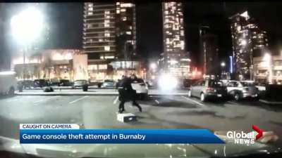 Meeting up to sell a PS5 goes wrong, attempted bear spray on seller