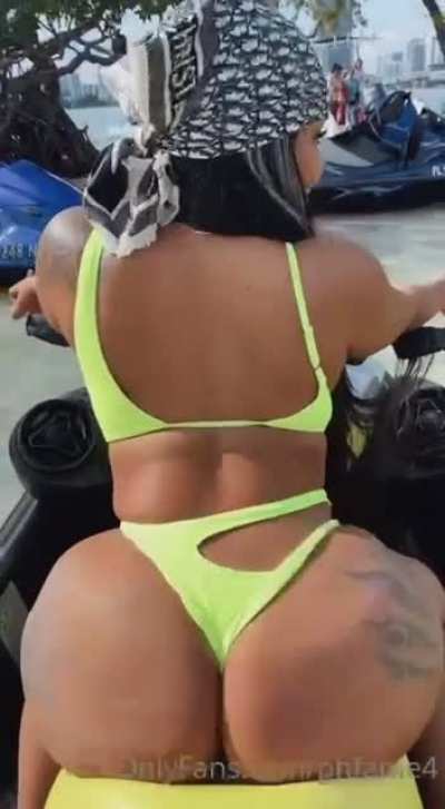 🎂🎂