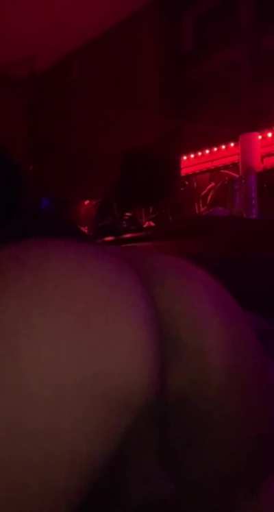 Thick Ass Clapping