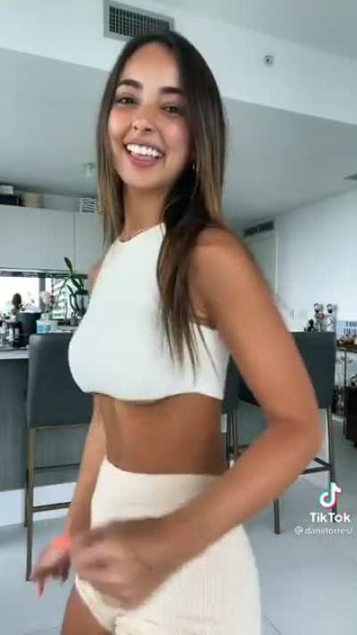 Hot girl with good moves