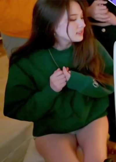 Tina thighs