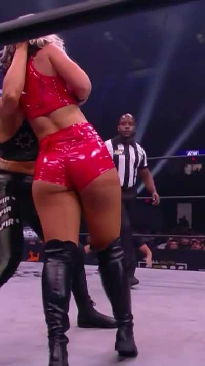 Toni Storm