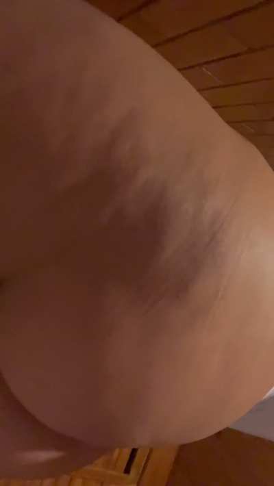 Looking for volunteers who would fuck me everyday