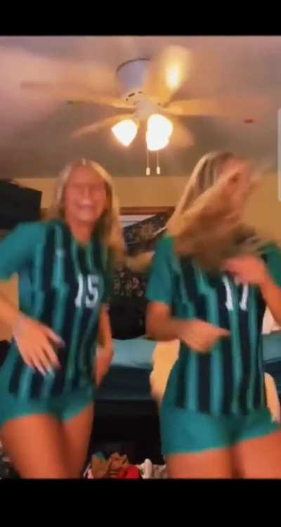 Huskies soccer