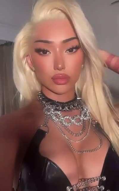 💛👄