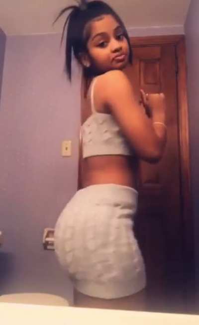 Heyy babe🥰<wbr>💕for more, add me on snap @ sophiaave20