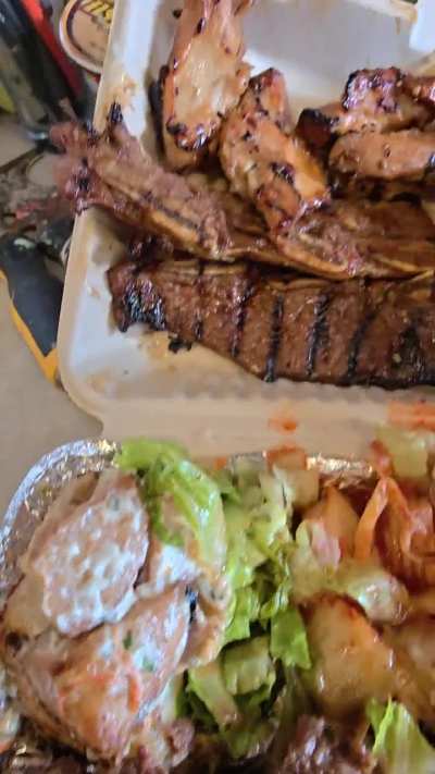 Bulking lunch from Pearls on Maui 🤙🏽