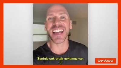 Johnny Sins'den Hakan'a selam