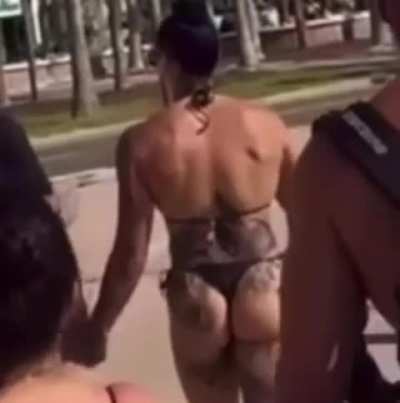 😋
