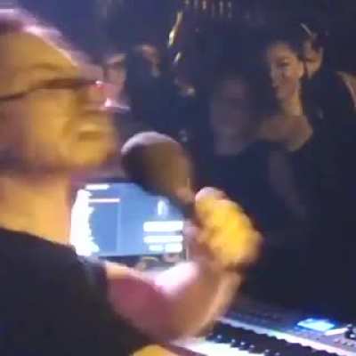 Marc Rebillet synchronizing the world right now. Fuck Donald T****