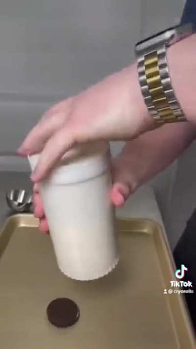 How to make rolled ice cream by cryoroll
