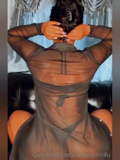 G!$$y >>>>><wbr>>>🖤🍑😈