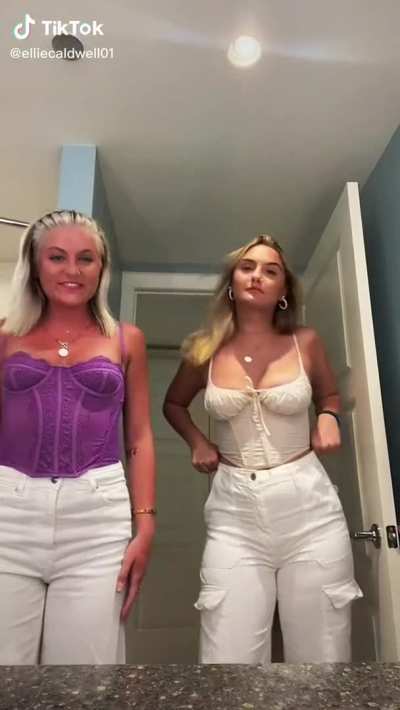 elliecaldwell01