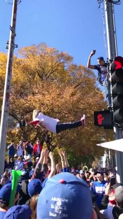 HMC while I do a trust fall off a traffic light