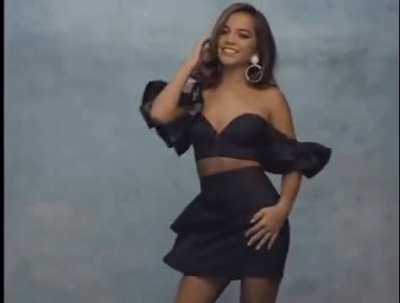 Isabela Merced is a hottie