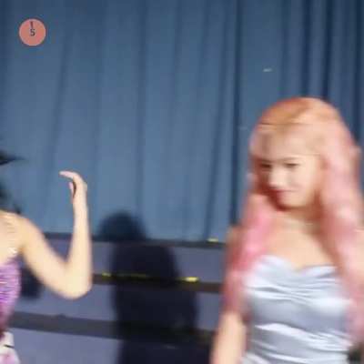 Sana & Momo
