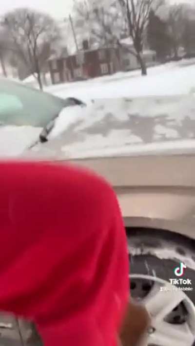 His horn broke