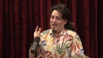 Palmer Luckey's 5G resistant jacket