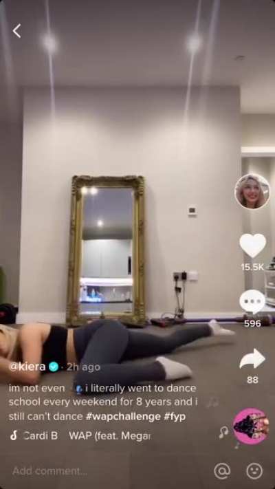 WAP dance , u can see her big ass shaking. Hmu to jerk to her