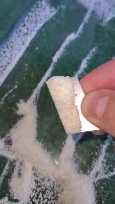 As promissed, the DMT scraping video! Enjoy!