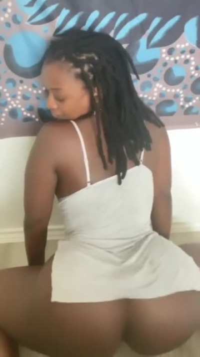 Sexy Ass Chocolate Bitch! 😍🤤😍😍🤤<wbr>🤤🍆🍆🍆🍆<wbr>🥴🥴💦💦💦<wbr>💦