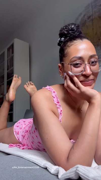 Thanks to Reddit I‘m no longer ashamed to show my big feet