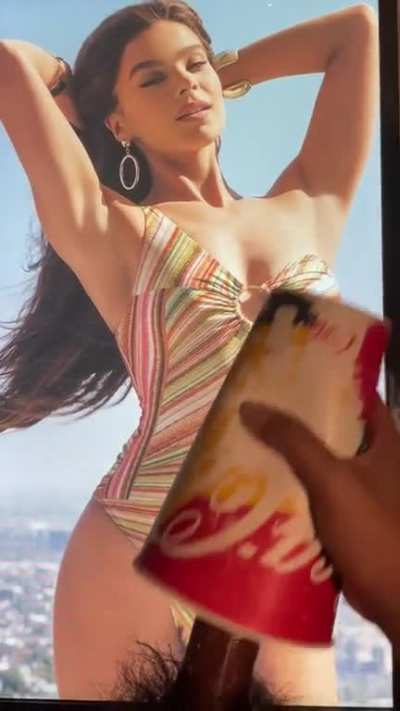 cum tribute hailee steinfeld with homemade flashlight