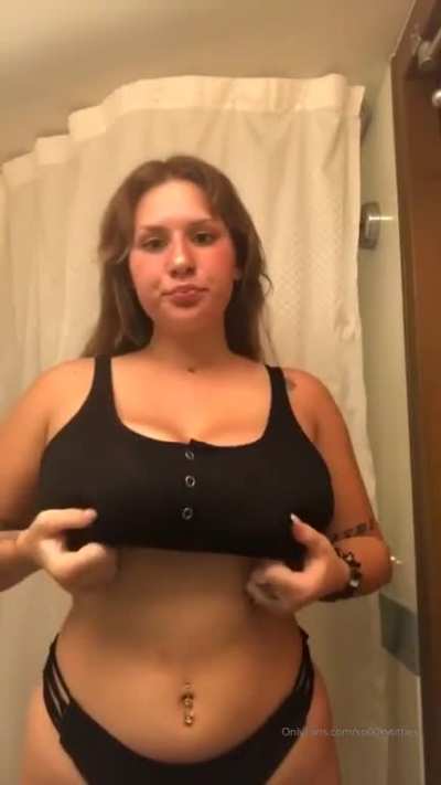 Big Ass Tit Drop