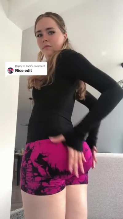 Daamn 🍑👀
