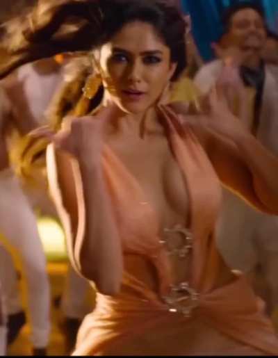 Mrunal Thakur
