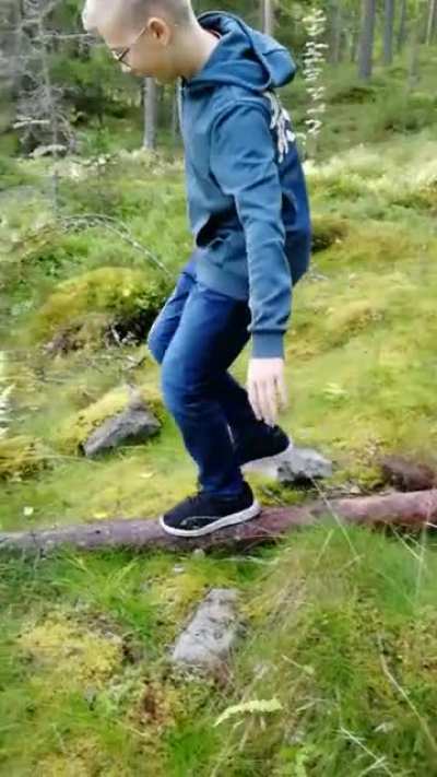 Raxu training his balance