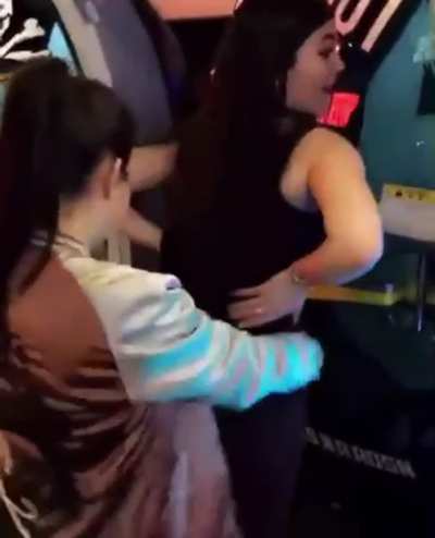 Big sister Kourtney pounding little sister Kylies ass
