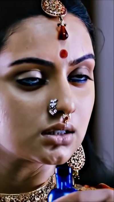 Shruti Marathe sexy edit. She has one of the biggest boobs in marathi industry