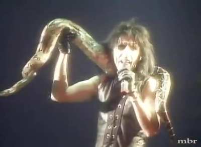 Alice Cooper - Be My Lover (Detroit, Michigan 1986)