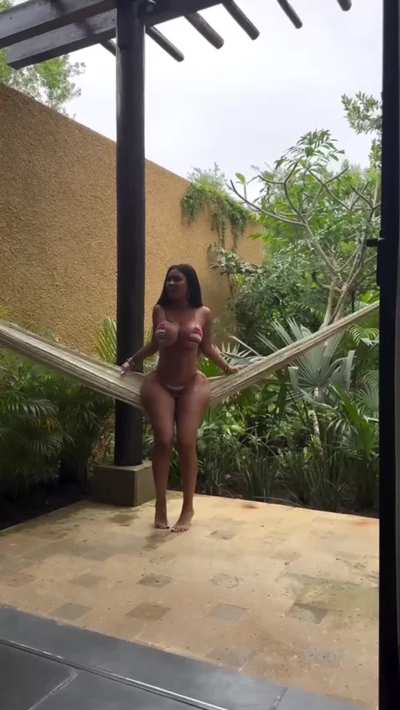 Swinging Slut