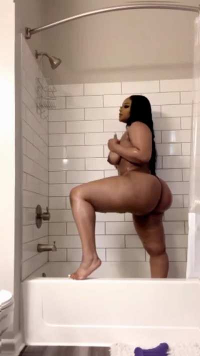 ⛈️ Stormiiy wants you to join her 🚿