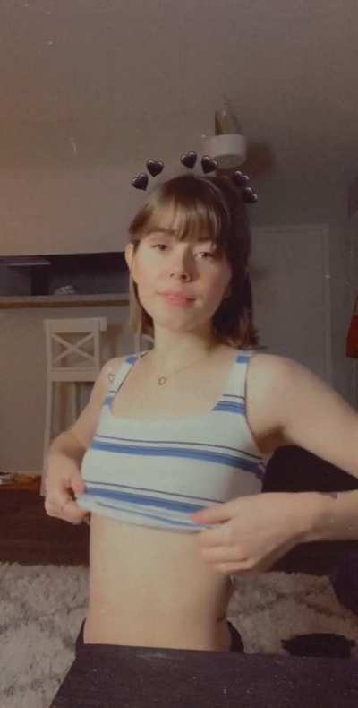 My first titty drop with face 🙈