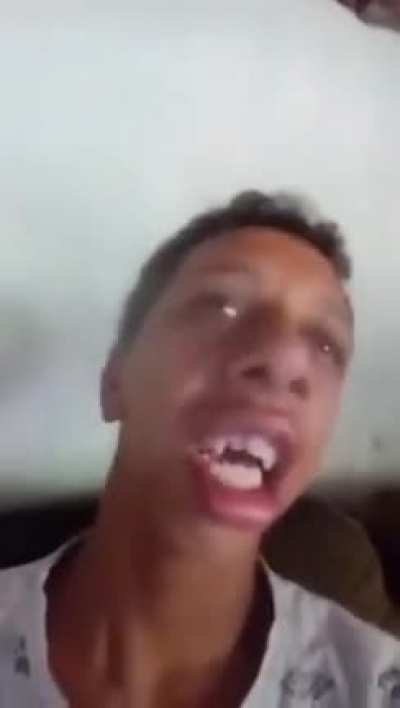 😐