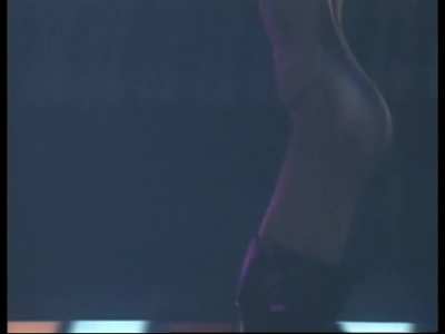 Kobe Tai Naked On Stage