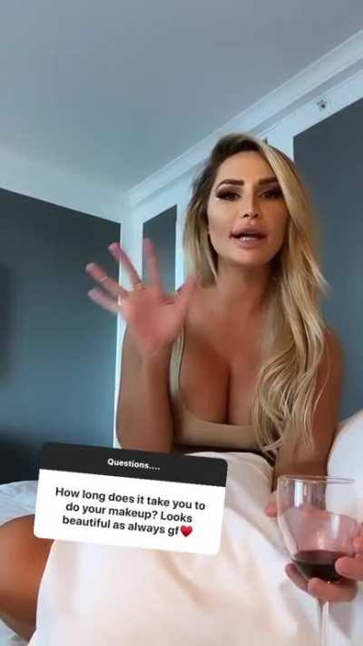 👀