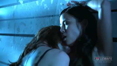Retro Scenes: Karin Anna Chung & Diana Gettinger - 