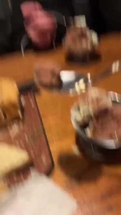 😋