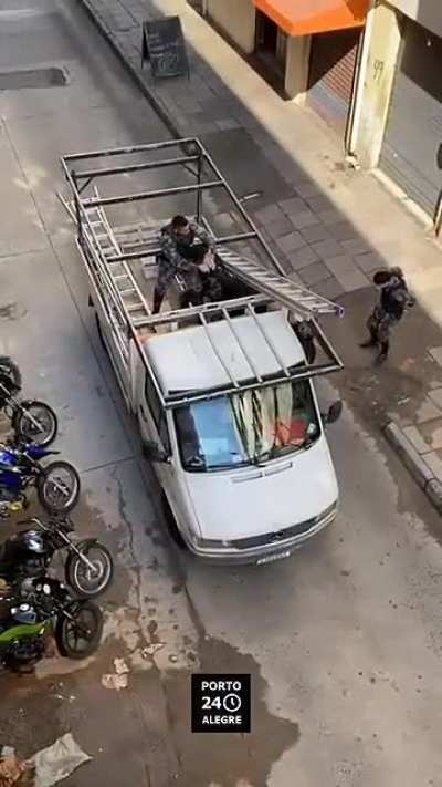 É rosinha ainda por cima