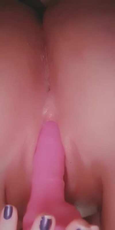Tight, slow grip...