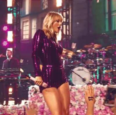 Watch her sexy thighs jiggle in slo-mo