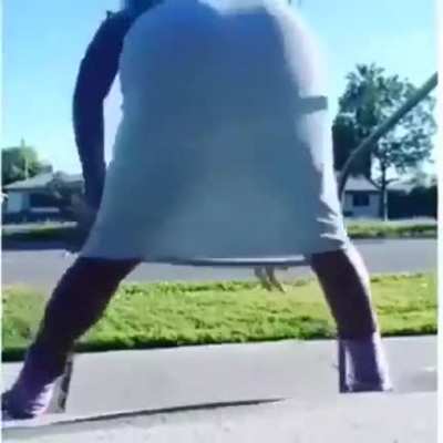 Twerking on fleek!